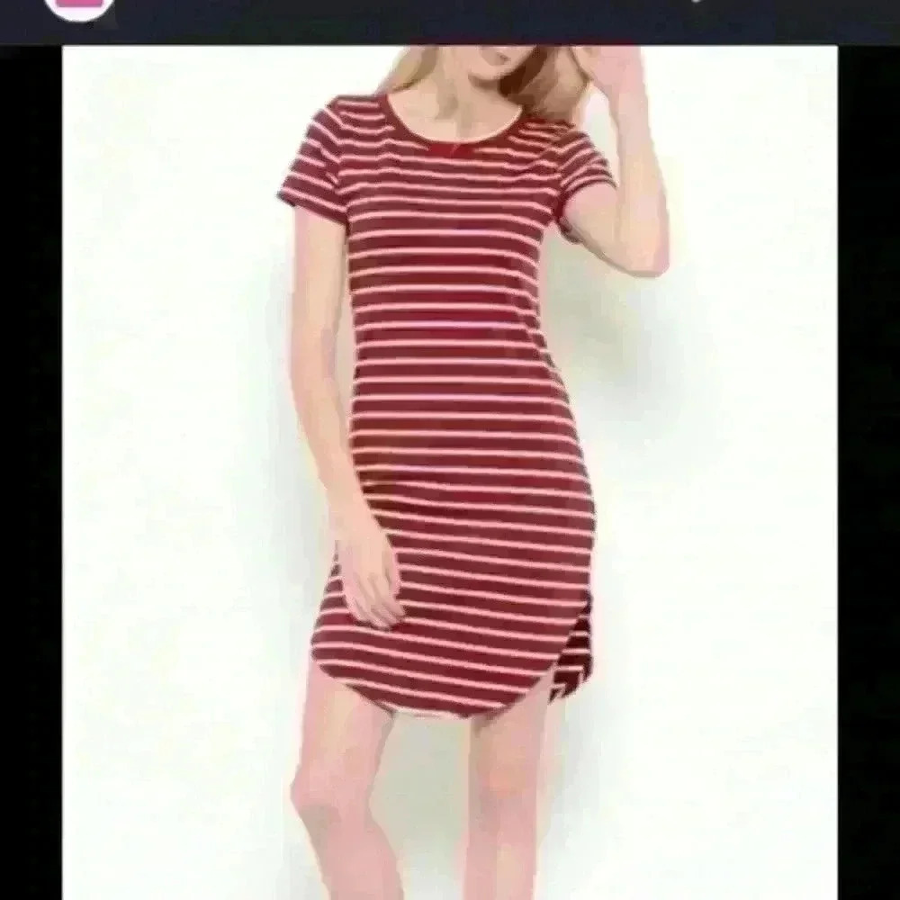 Brand: Heart & Hips
Red and soft white striped short sleeve dress. - Picture 1 of 6
